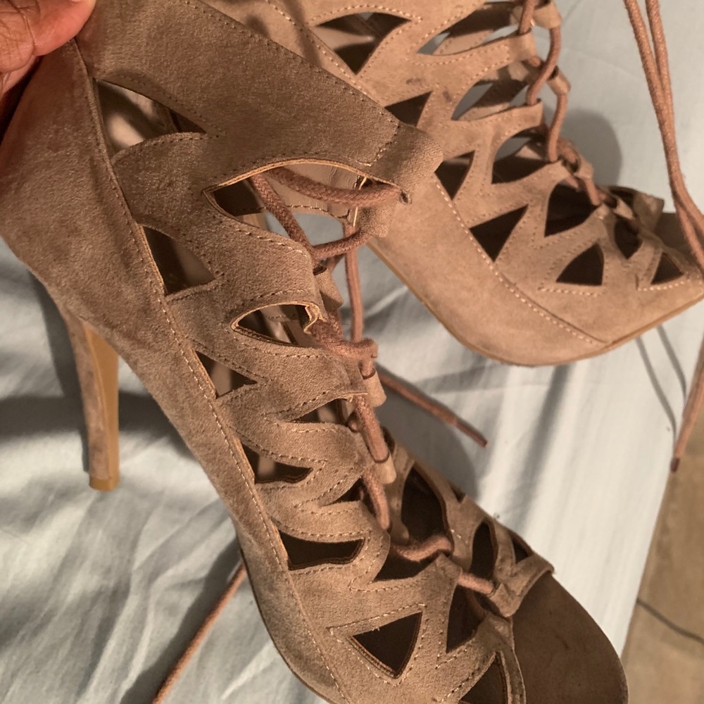 Tan lace up heels sz 10